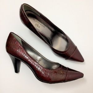 AK Anne Klein iFlex comfort pump alligator heels